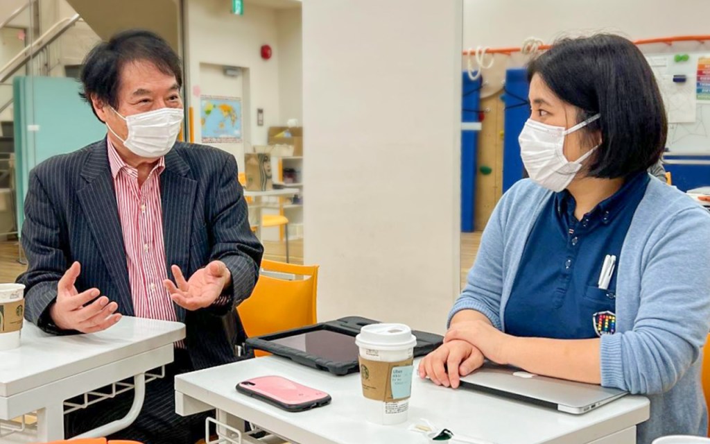 田中茂範園長と幼児園統括主任の平山先生